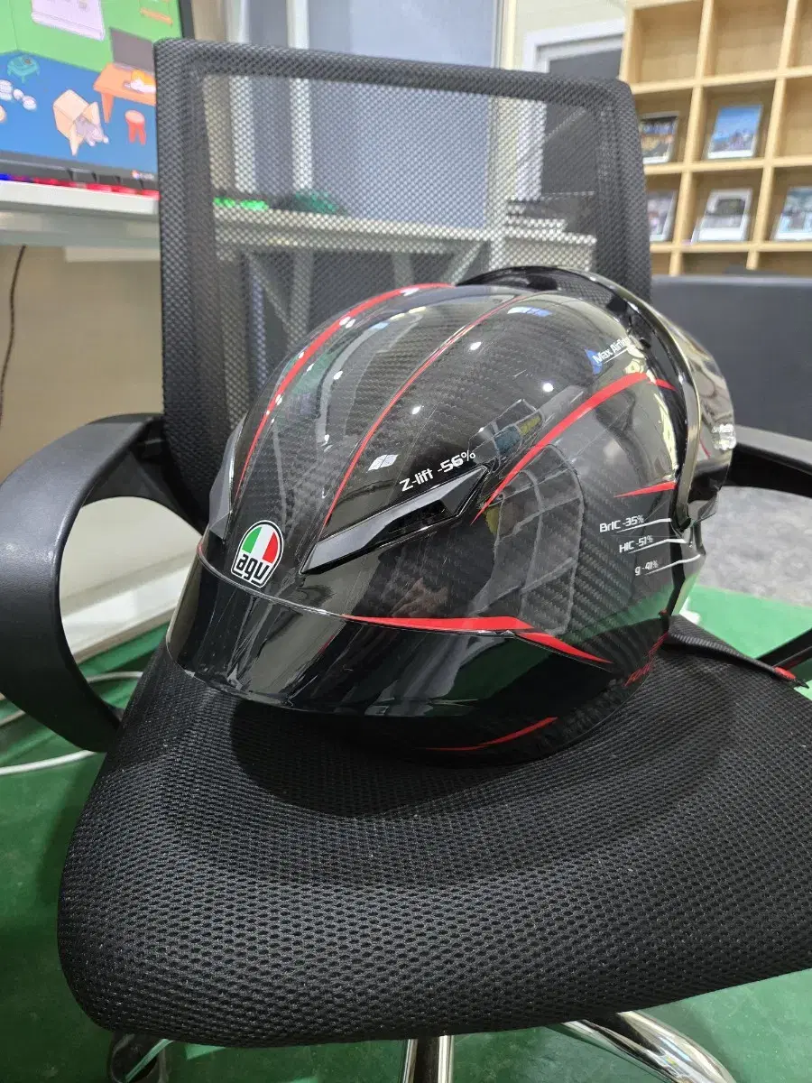 AGV GPRR 퍼포먼스 카본레드 L사이즈 판매합니다.