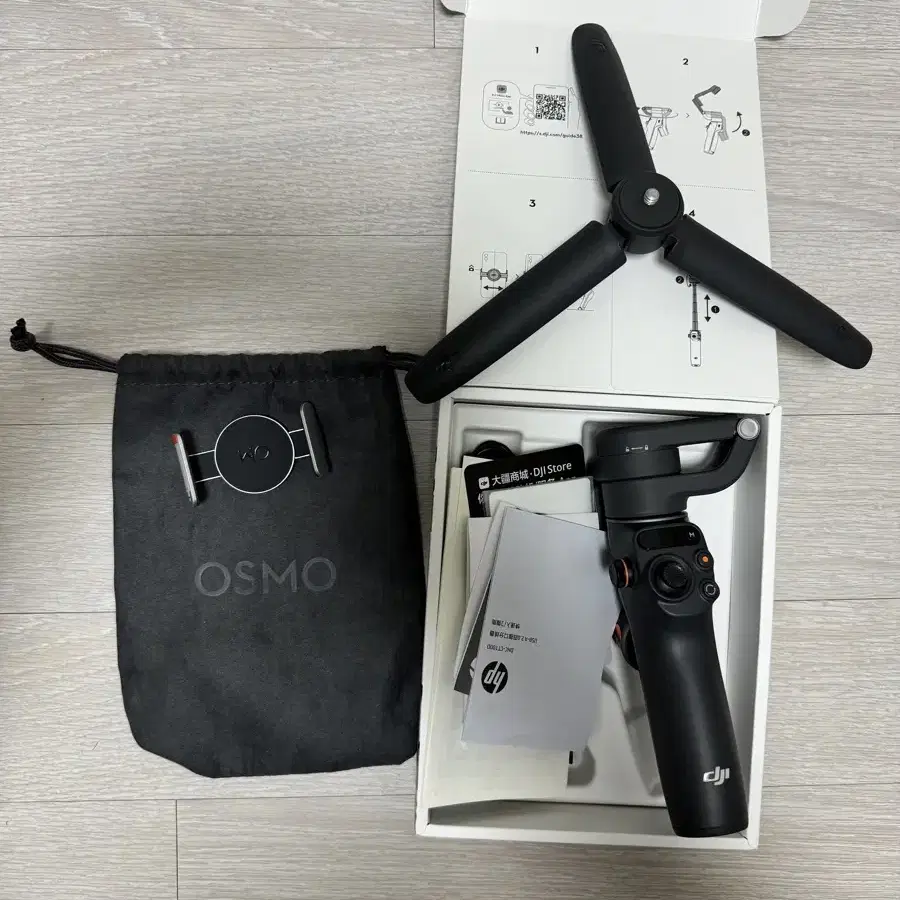 DJI OM6 스마트폰짐벌