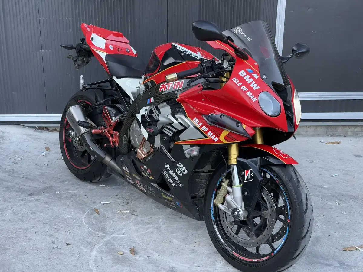 s1000rr / 12년식 아크라풀배기 블박2채널 엔진좋아요 최저가팝니다