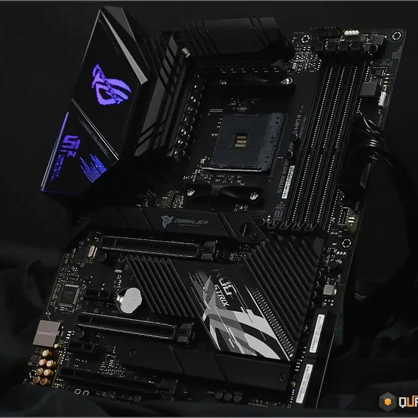 ASUS ROG STRIX X570-E 메인보드