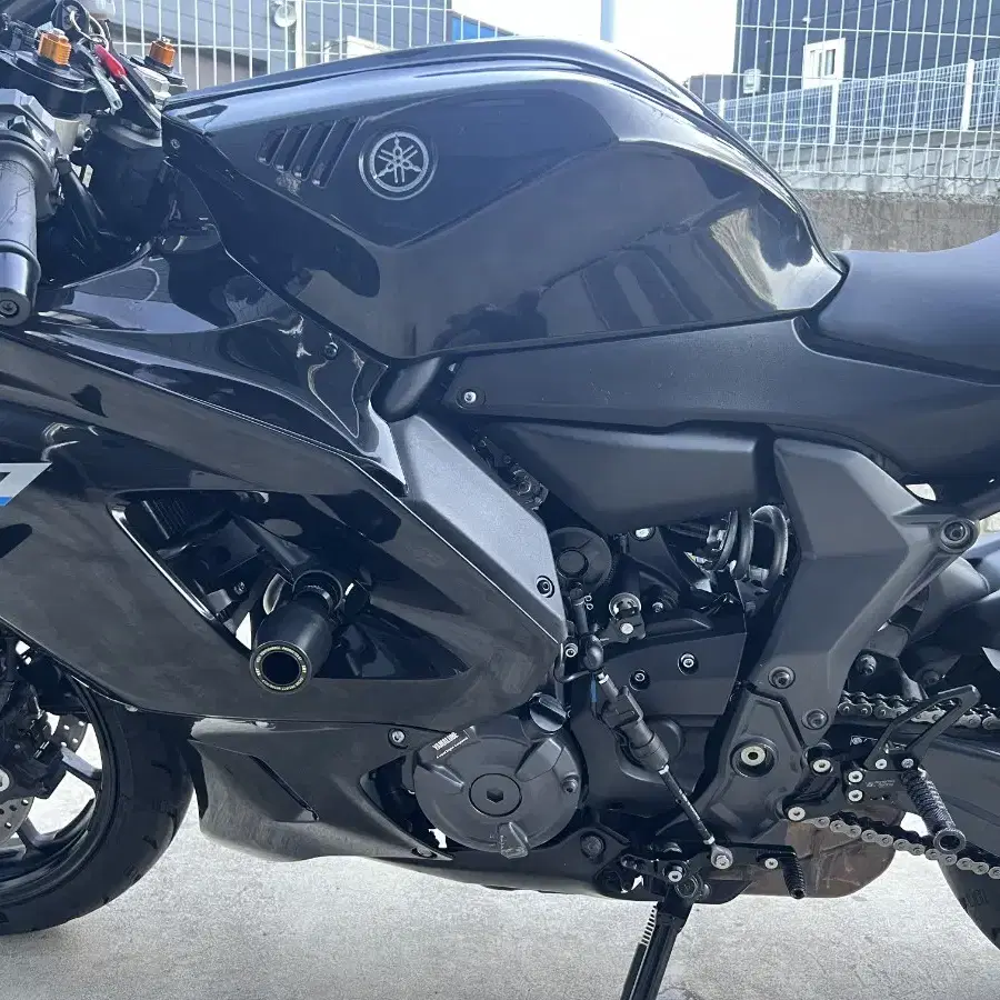 22년식 야마하 YZF-R7 블랙 판매