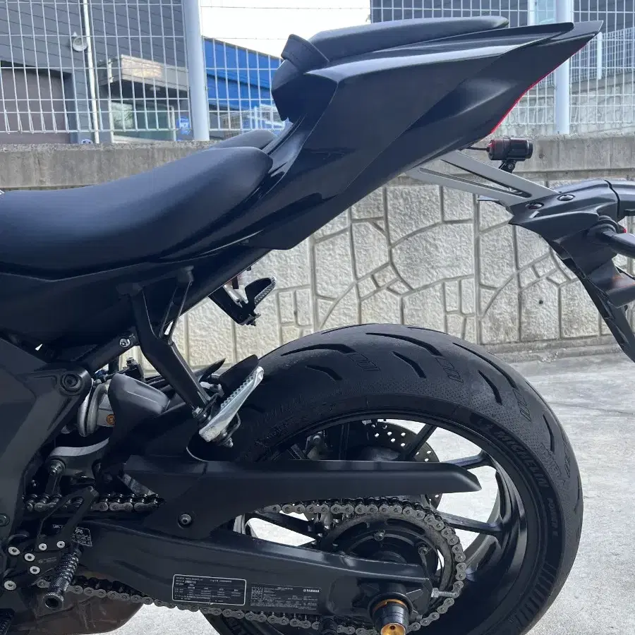 22년식 야마하 YZF-R7 블랙 판매