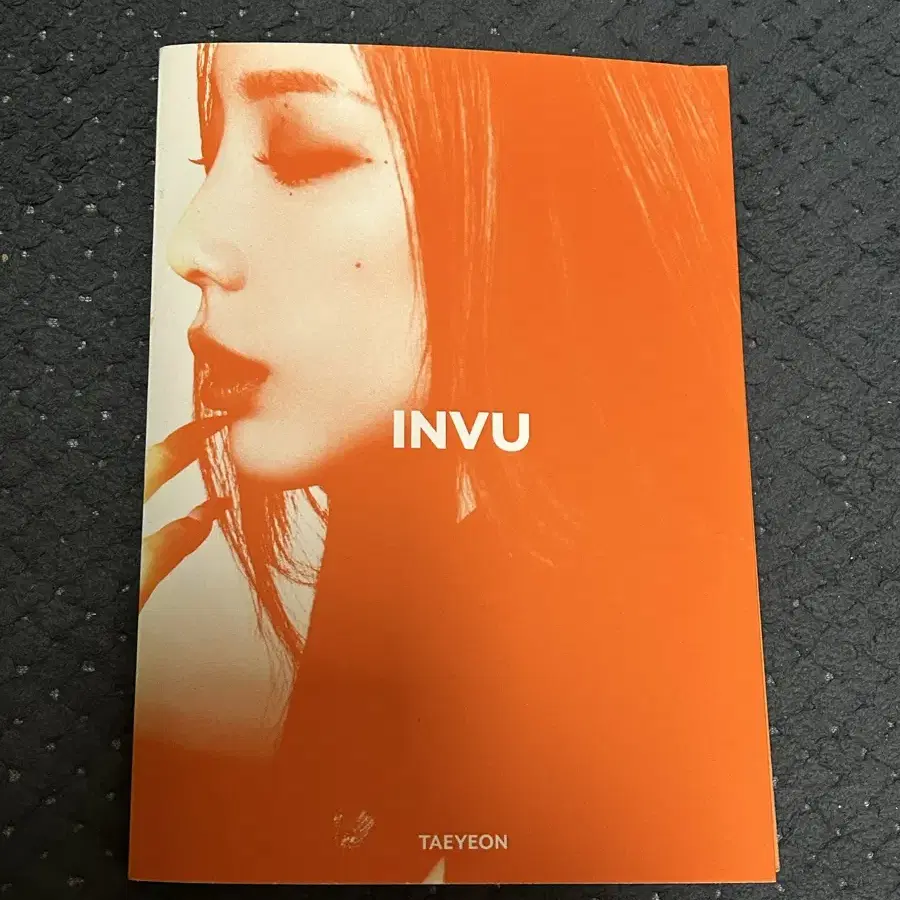 태연 invu 앨범