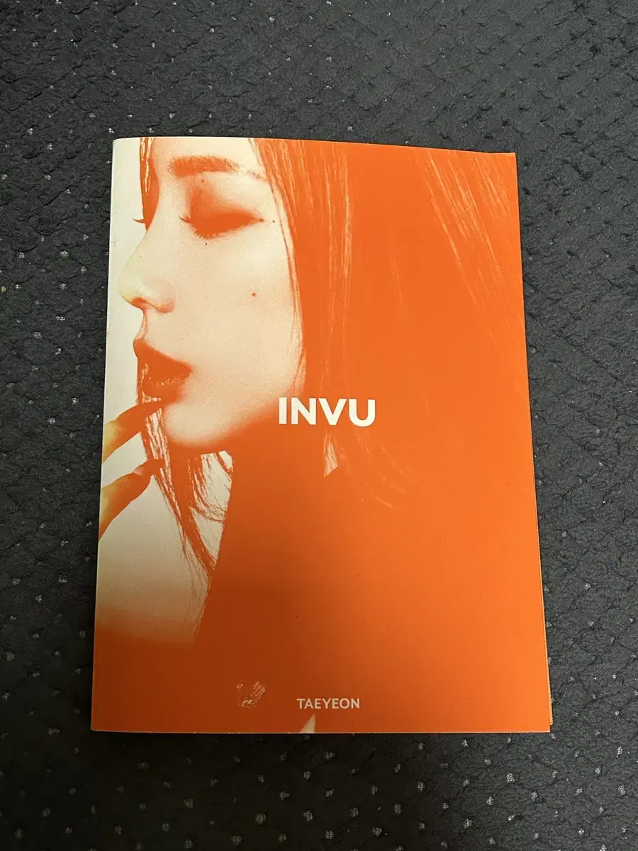 태연 invu 앨범