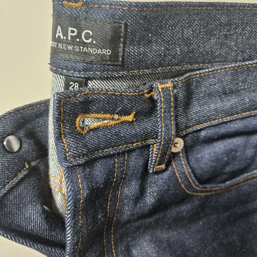 A.P.C 아페쎄 뉴쁘띠 28