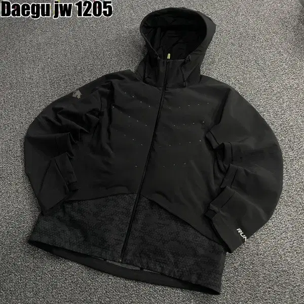 105 DESCENTE JACKET 데상트 자켓