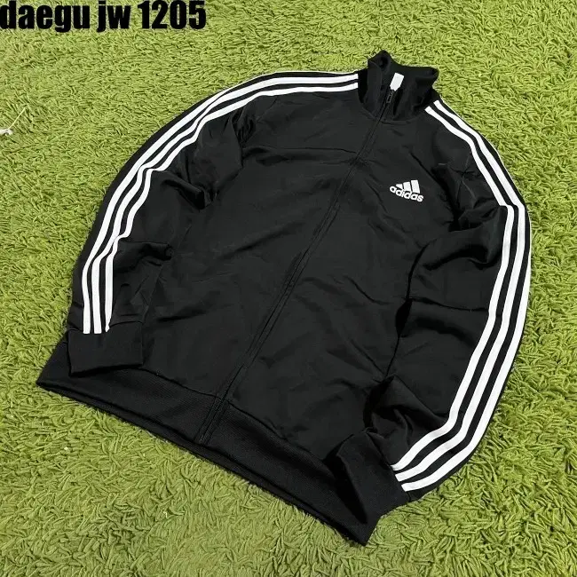 L ADIDAS ZIPUP 아디다스 집업