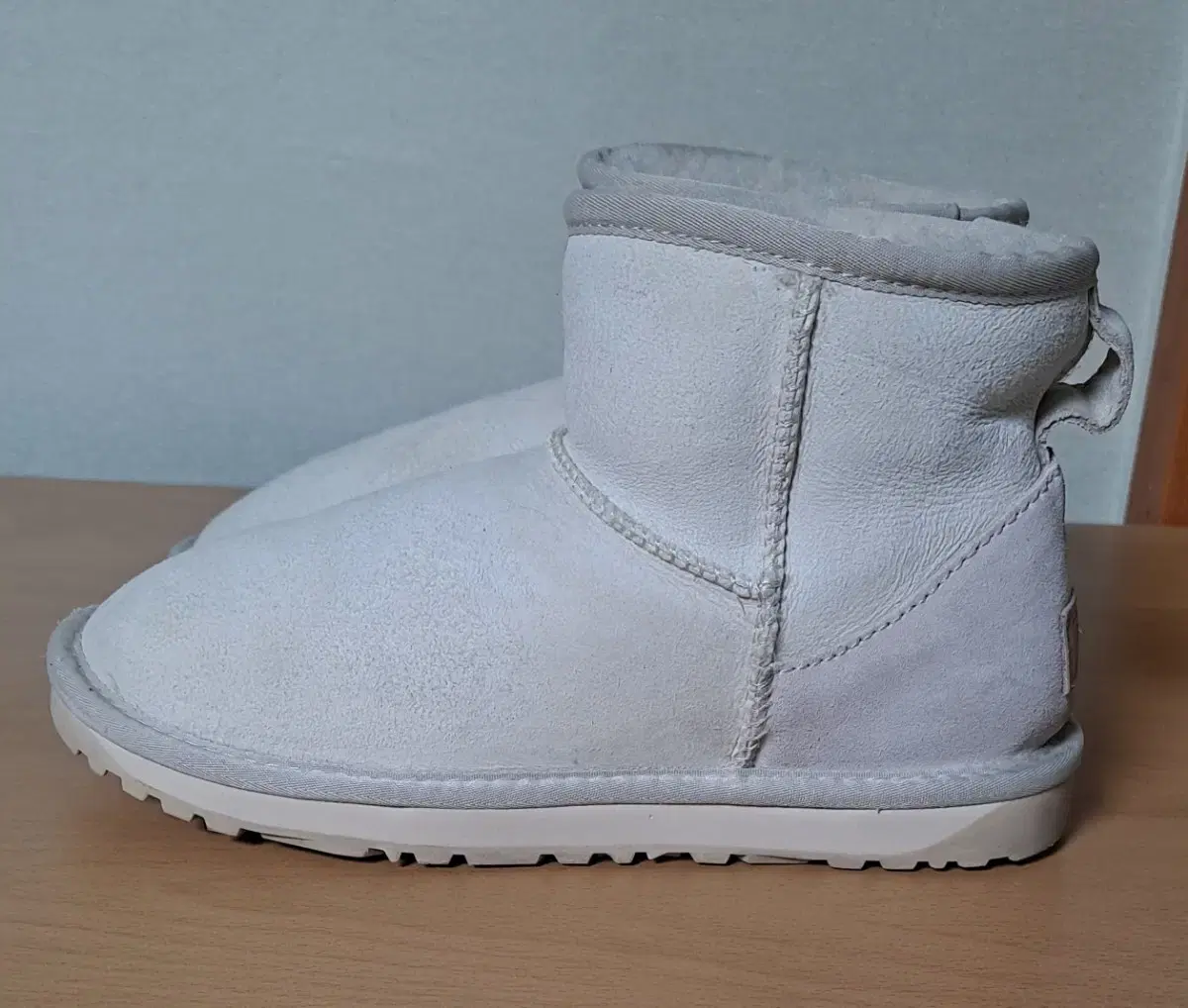 UGG 어그부츠 230 화이트