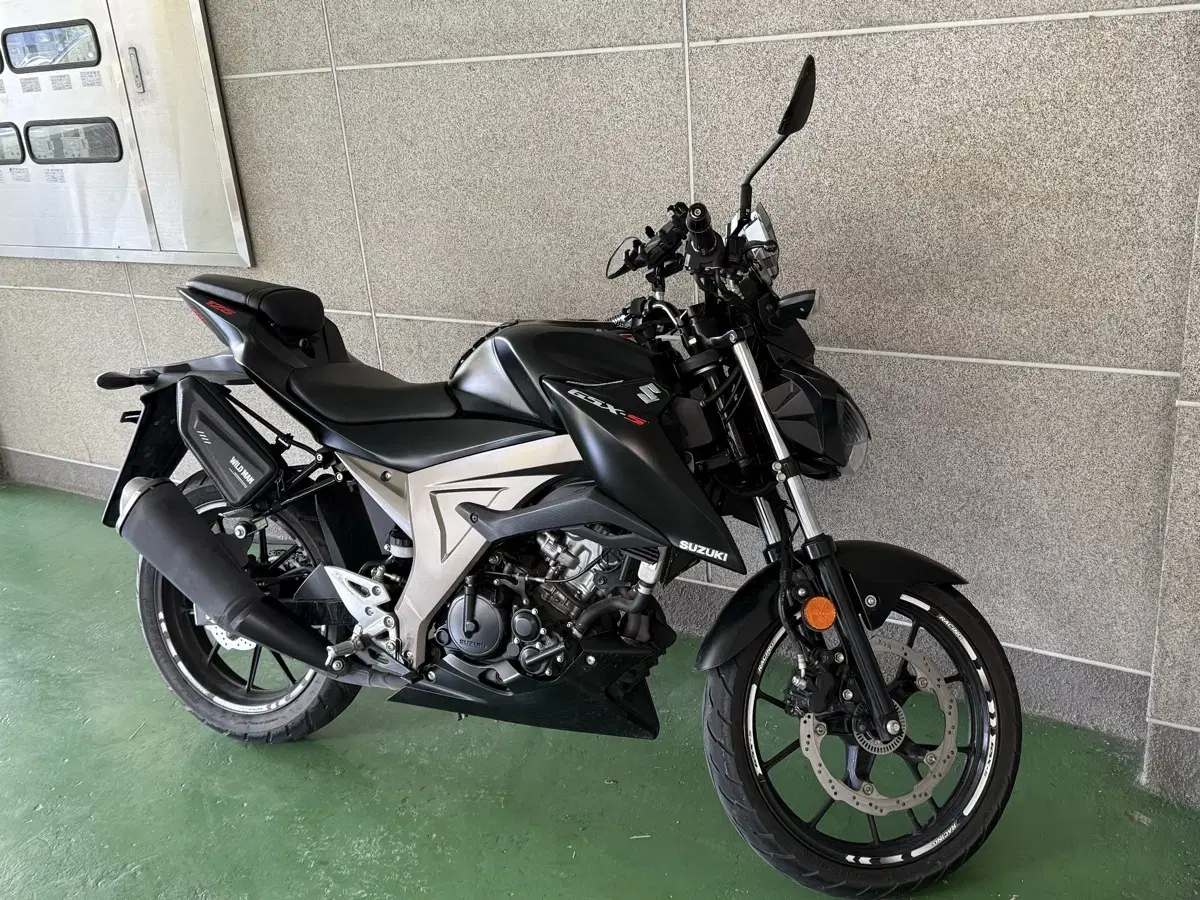 GSX-S125