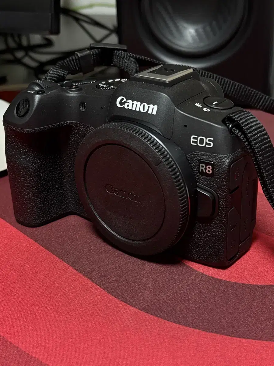 캐논 EOS R8 카메라