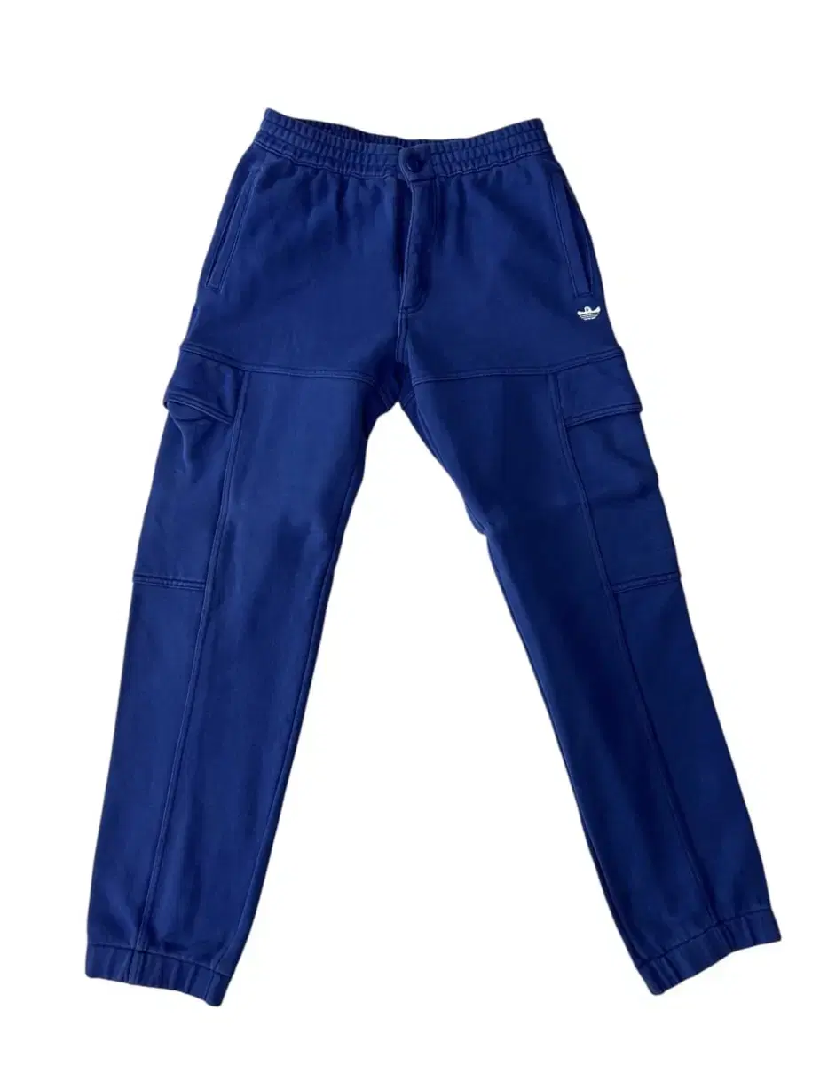 ADIDAS jogger pant (M)