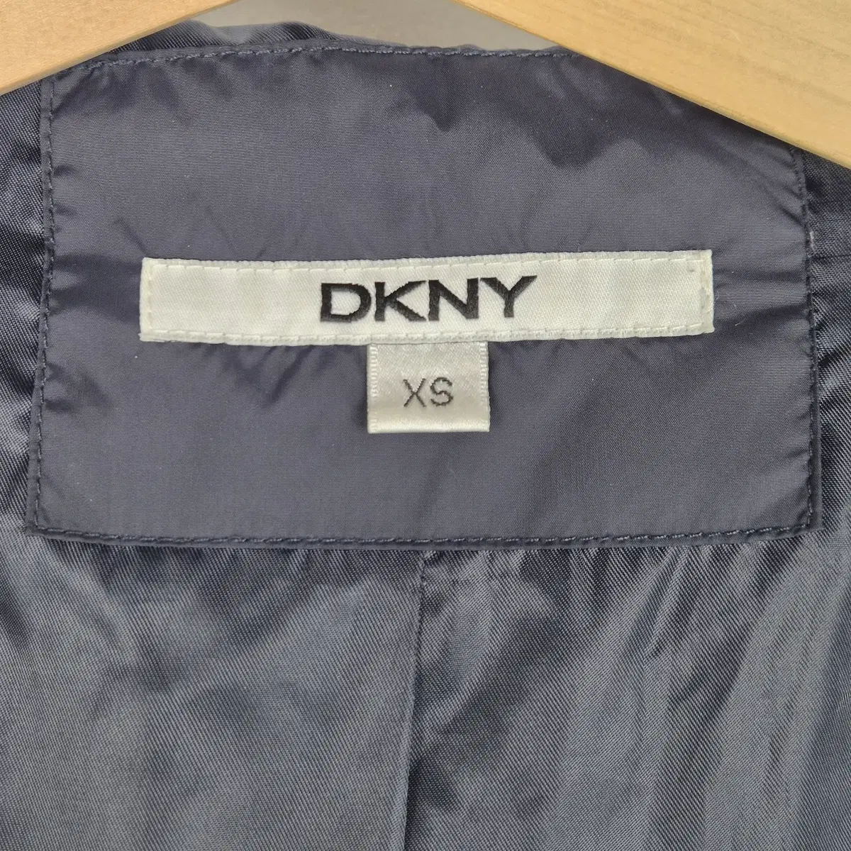 [55] DKNY 네이비 덕다운 패딩 자켓