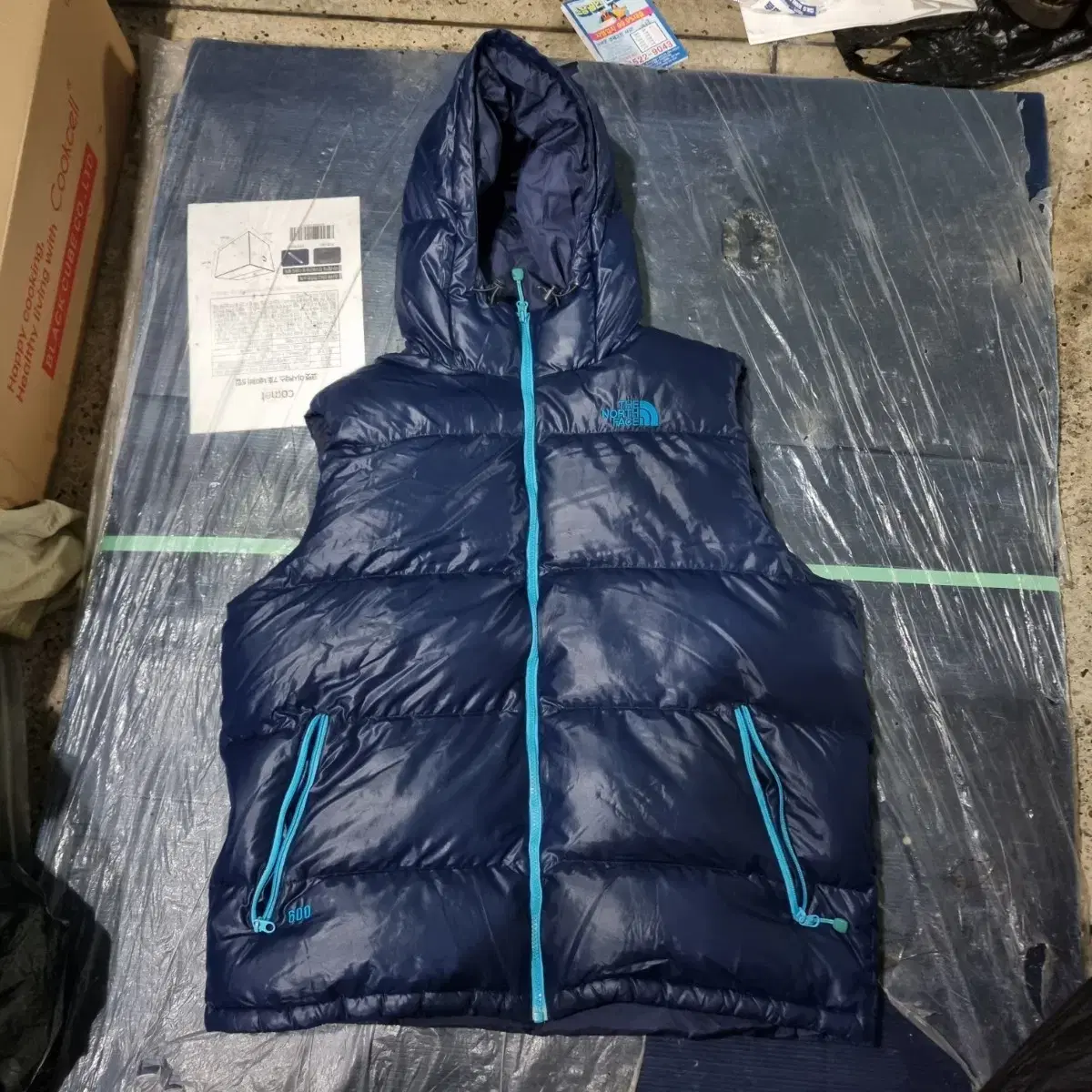 The North Face 600 Hooded Puffer Vest Navy Big Size