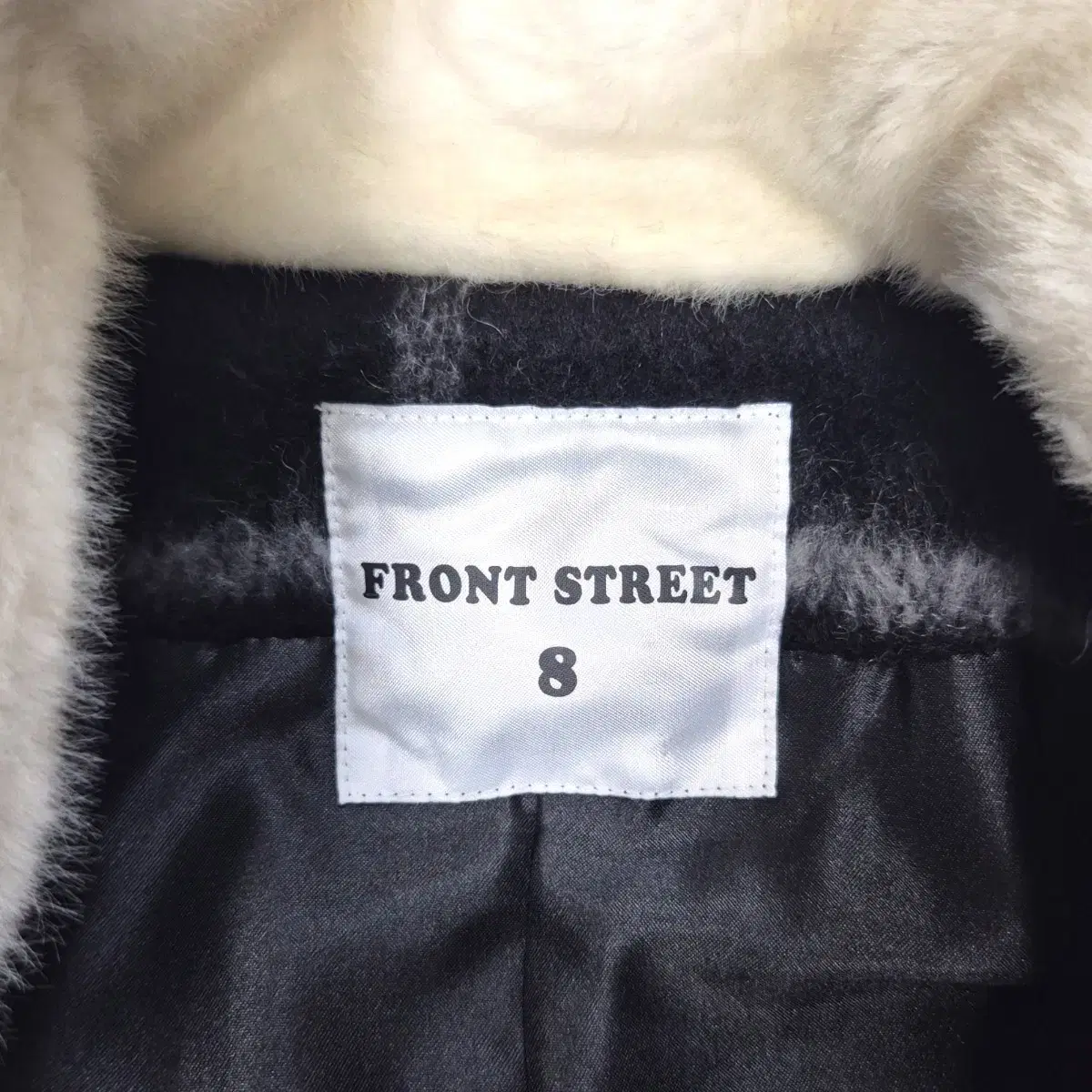 FRONT STREET8 프론트스트릿 모헤어 코트 A195