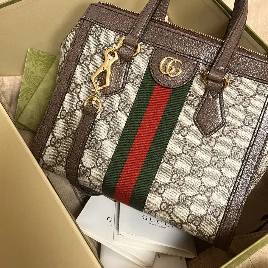 GUCCI