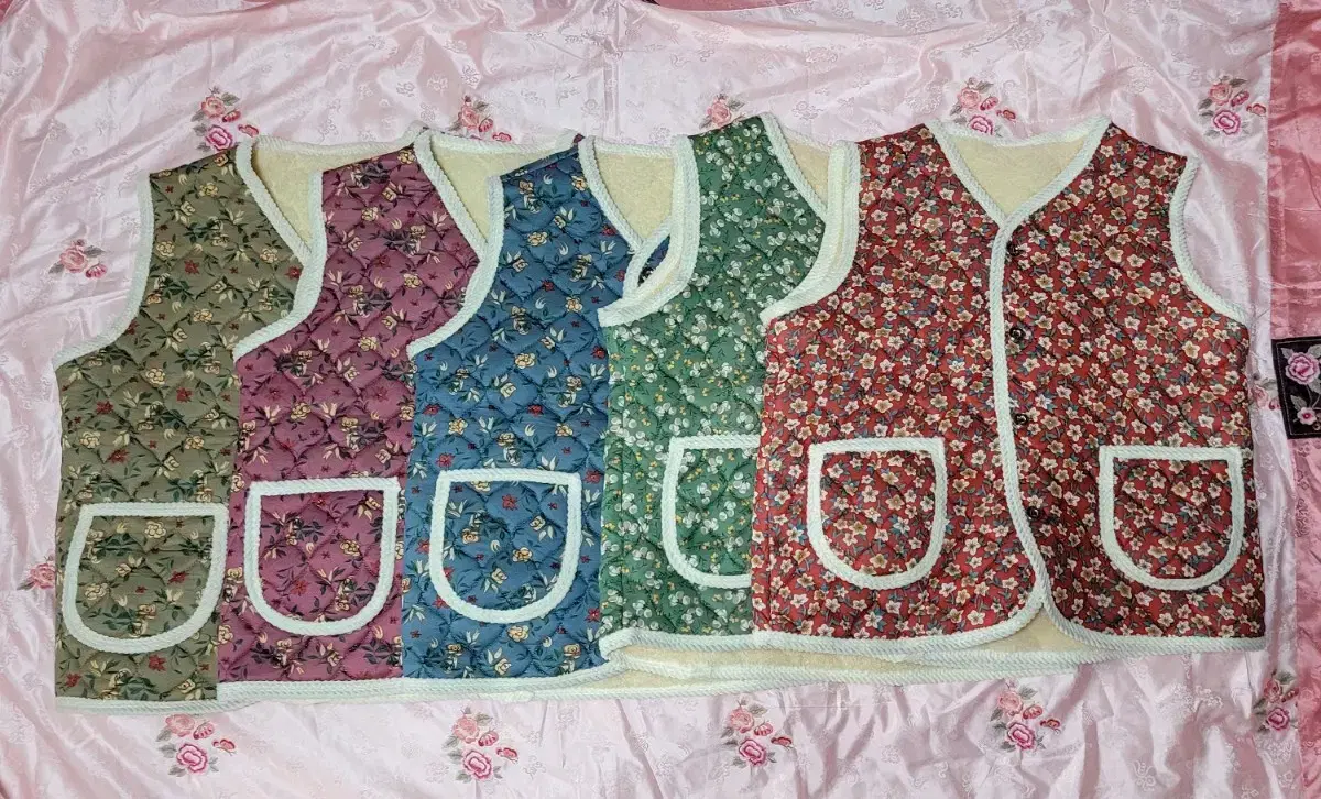 grandmother floral vest retro vest chonkangs carpet vest winter vest heated vest kimjang vest