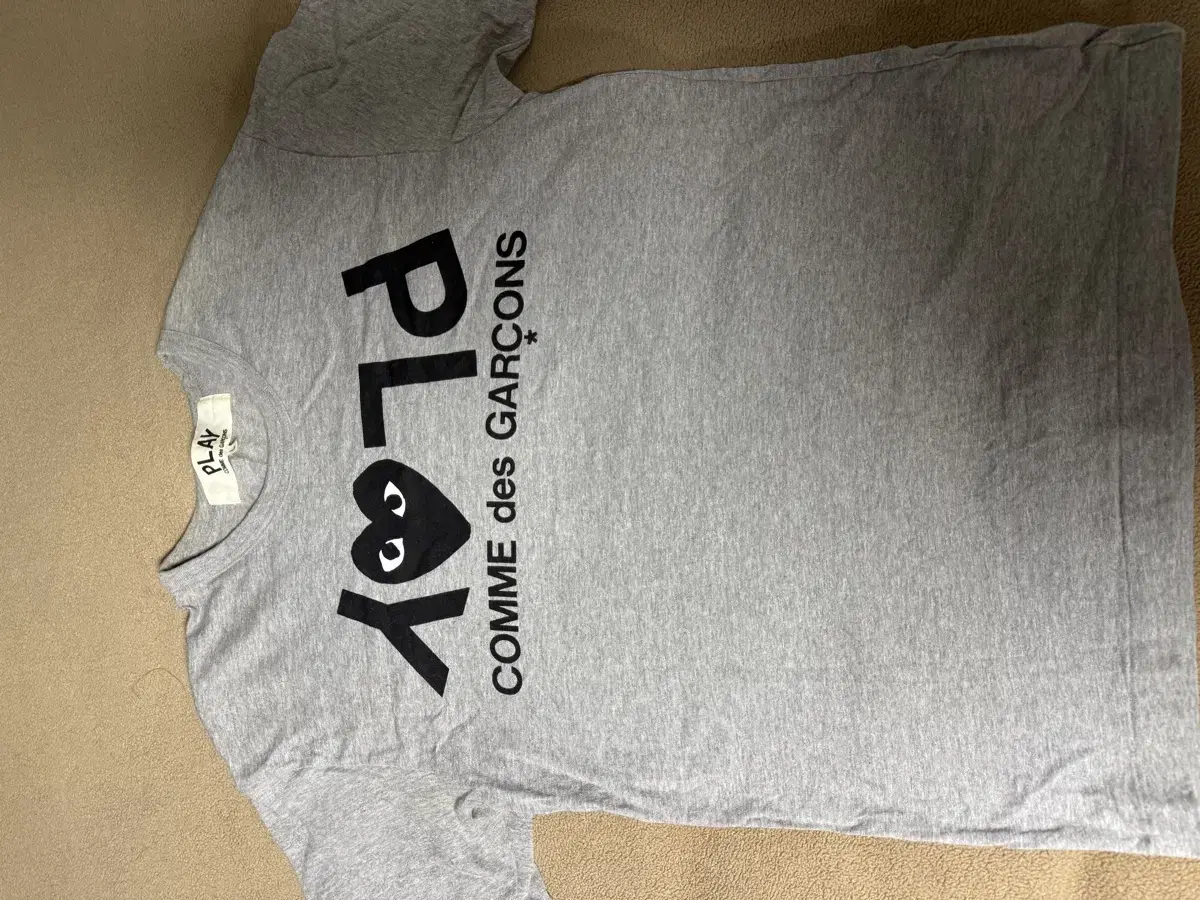 L) Comme des Garçons Play Heart Logo Short Sleeve Gray