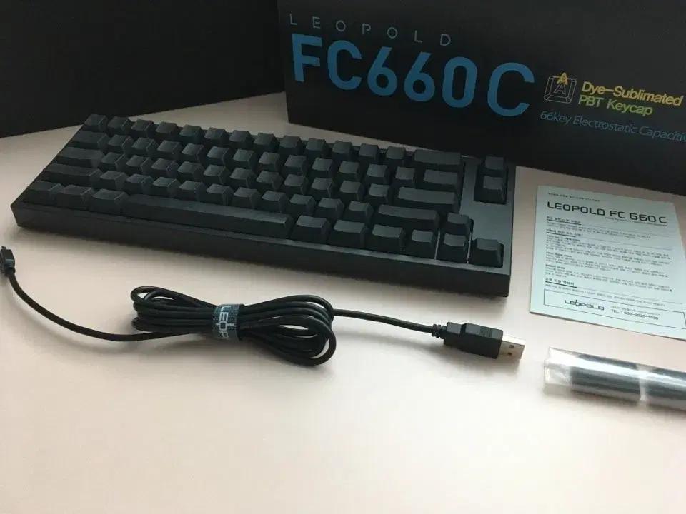 fc660c 풀윤활+흡음 튜닝작 블랙 영문 토프레키보드 45g 풀박스