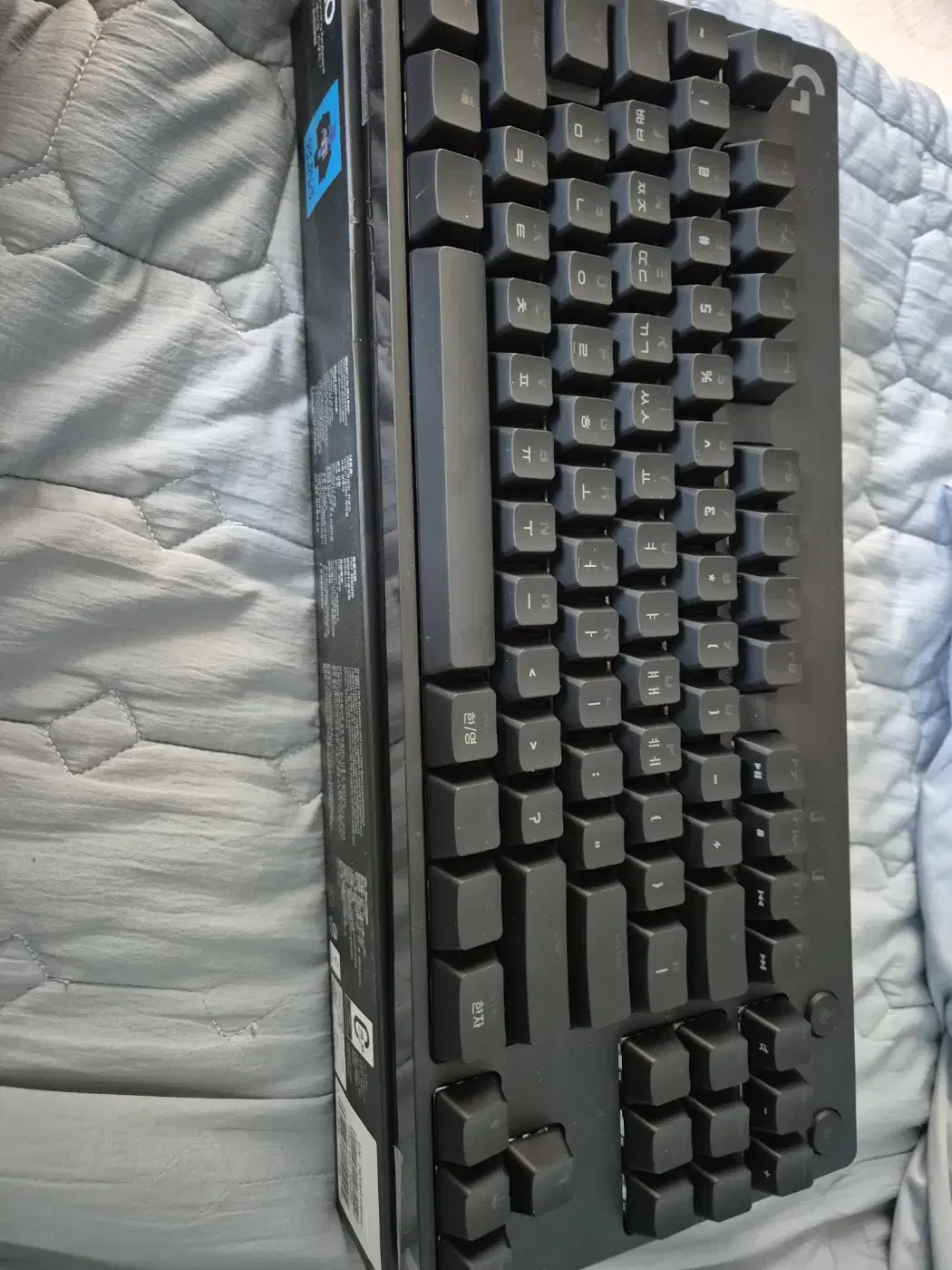 로지텍 PRO tkl GX BLUE 게이밍 키보드 새제품 판매합니다.