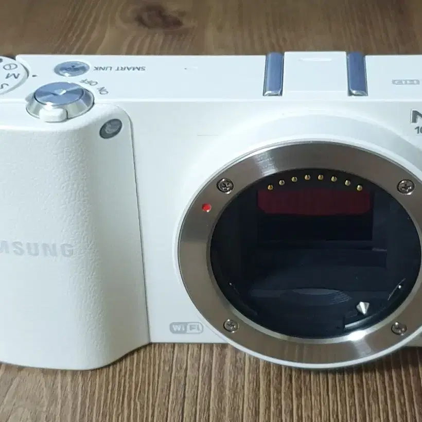 NX1000 바디 화이트