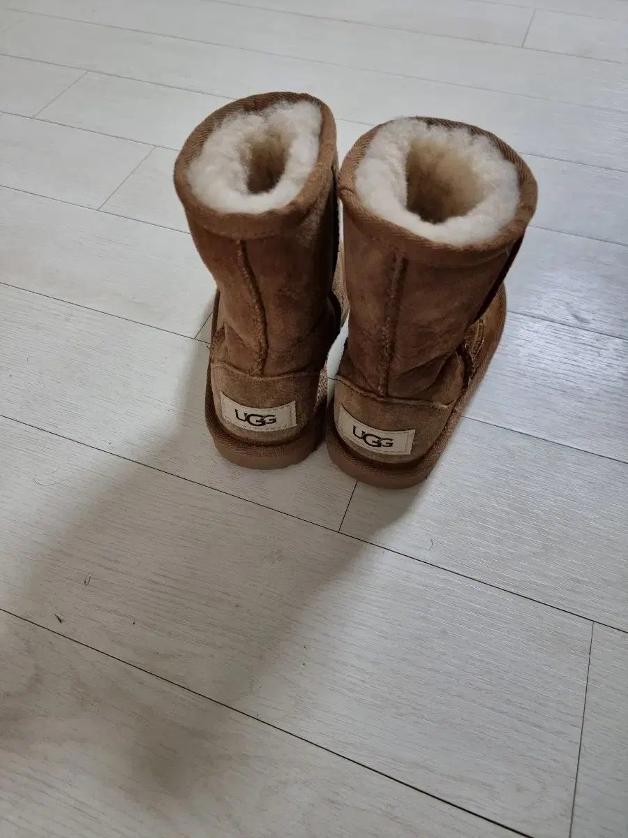 UGG  아동  160