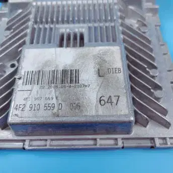 아우디 A6 ECU 모듈 4F1 907 559 E / 4F1907559E