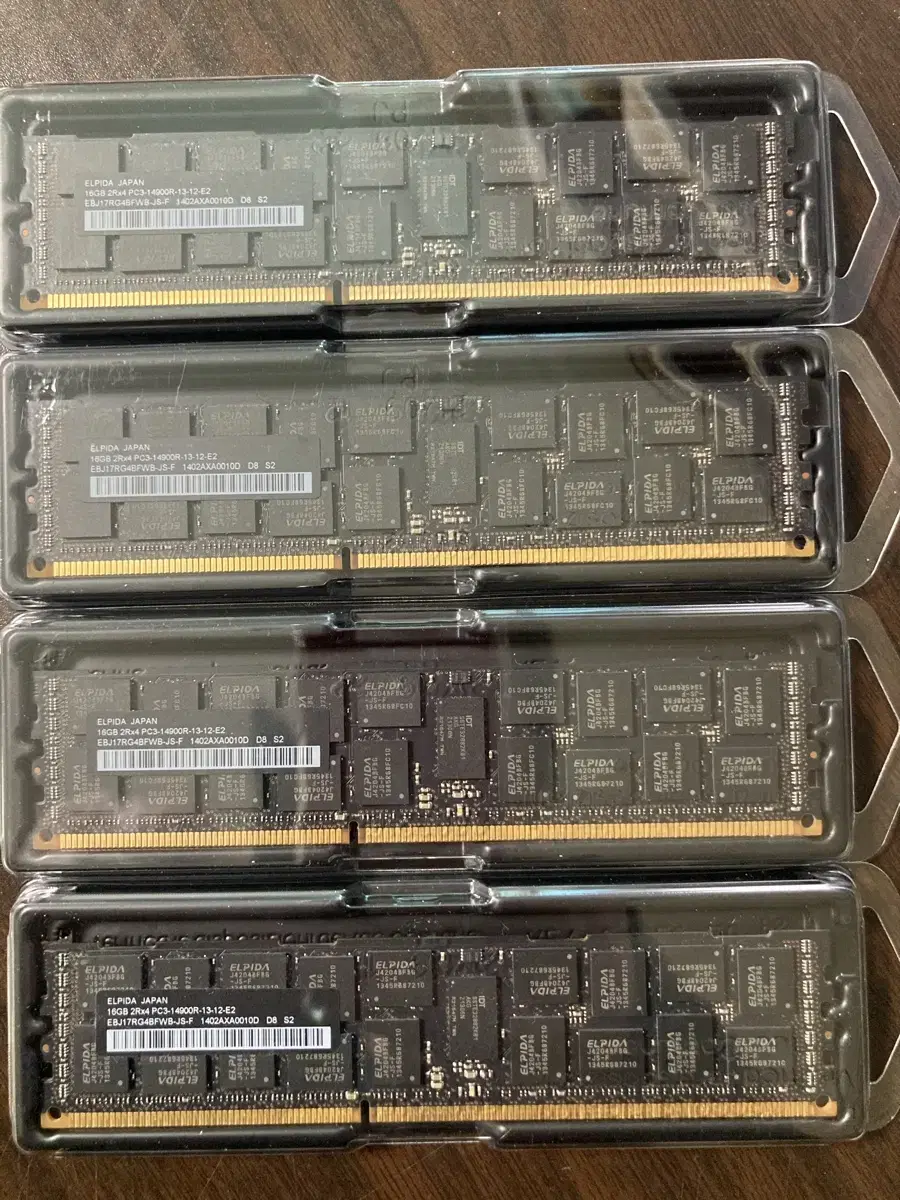 4 x MacPro Briquettes Memory 16gb pc3 1866 Mhz 14900R