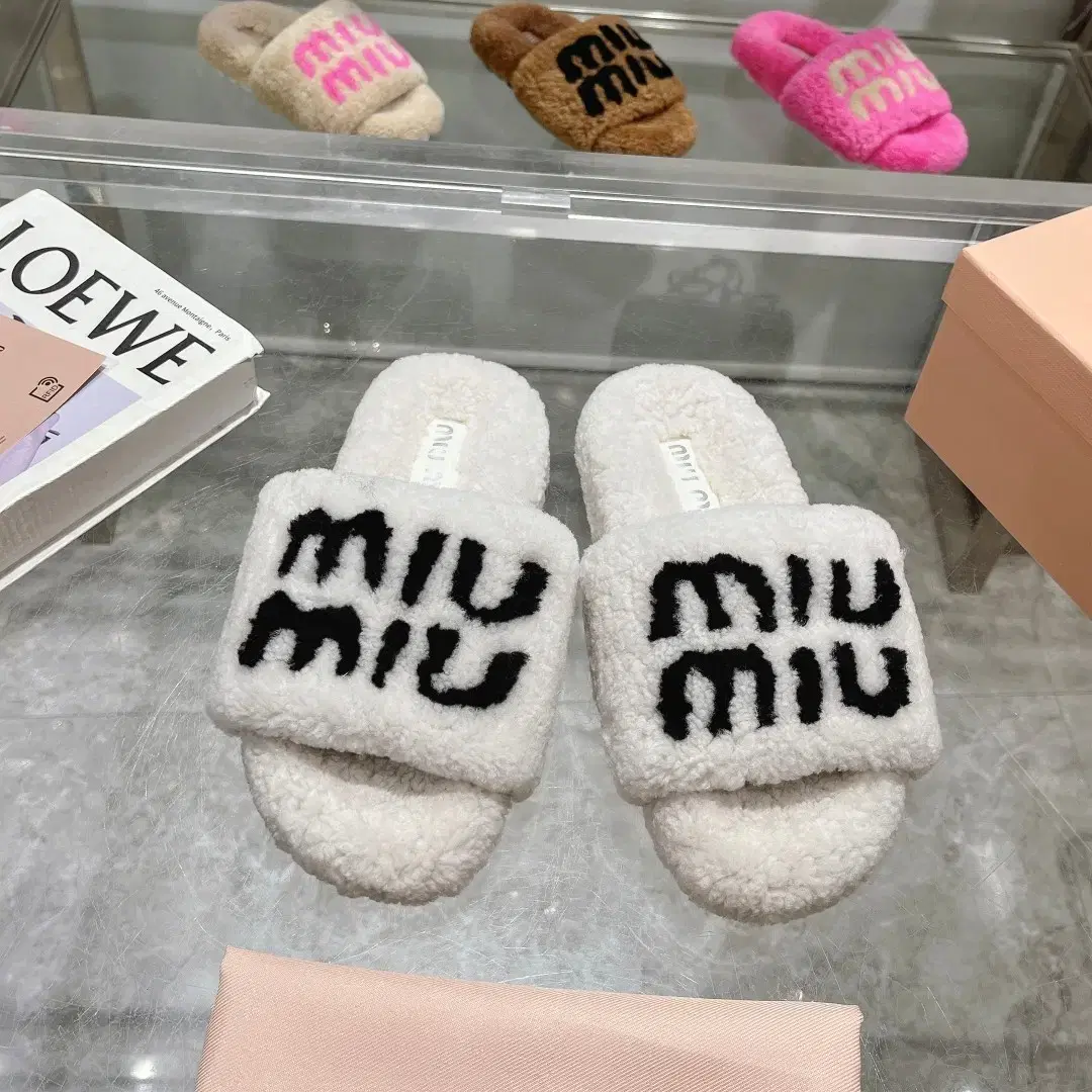 miu miu 슬리퍼