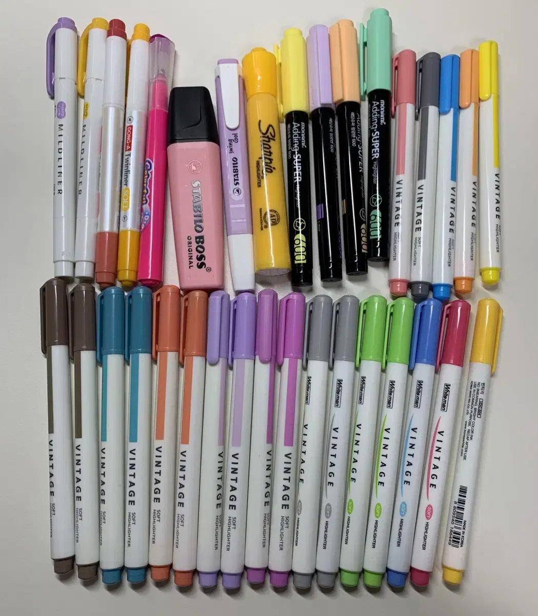 34 highlighters bulk sell +Erasers /School Supplies/Stationery/Writing Supplies