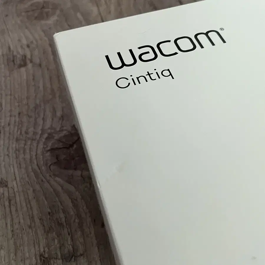 wacom 와콤 신티크 16 DTK-1660 판매합니다