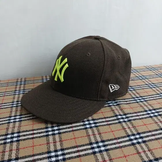 NEW ERA 뉴에라 브라운 스냅백 59Fifty