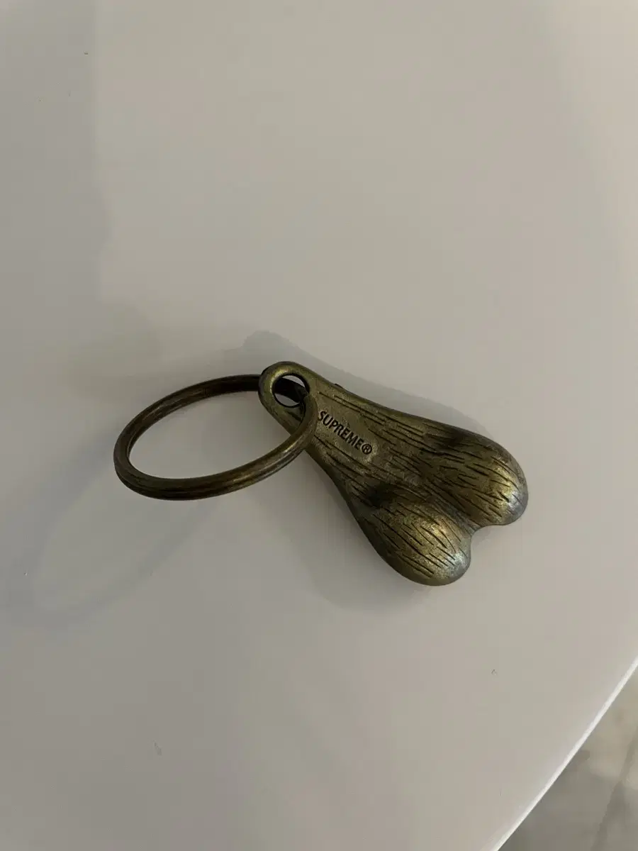 [Supreme] 슈프림 Brass balls keychain