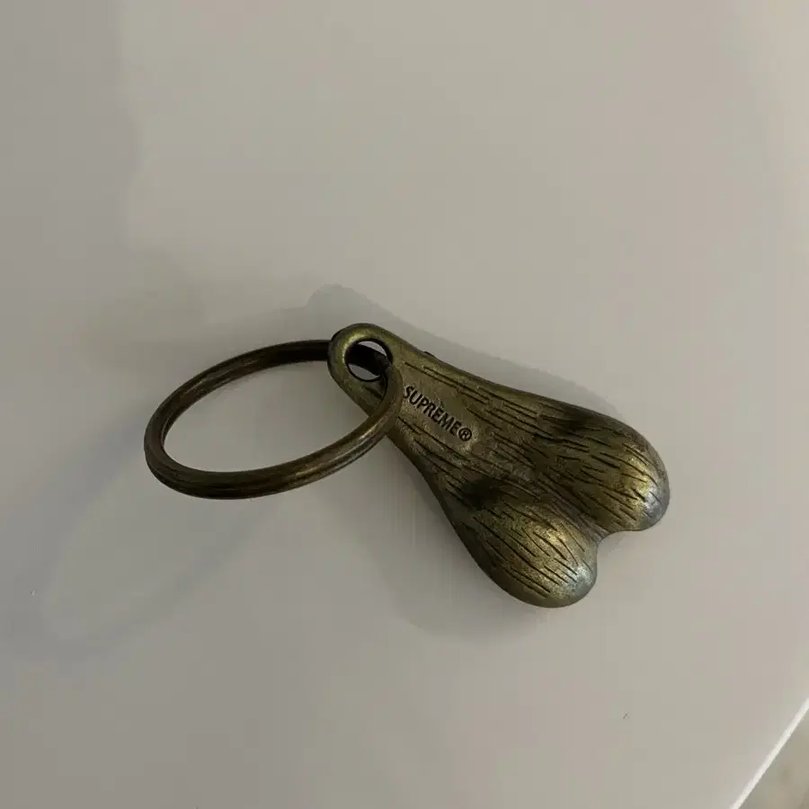 [Supreme] 슈프림 Brass balls keychain