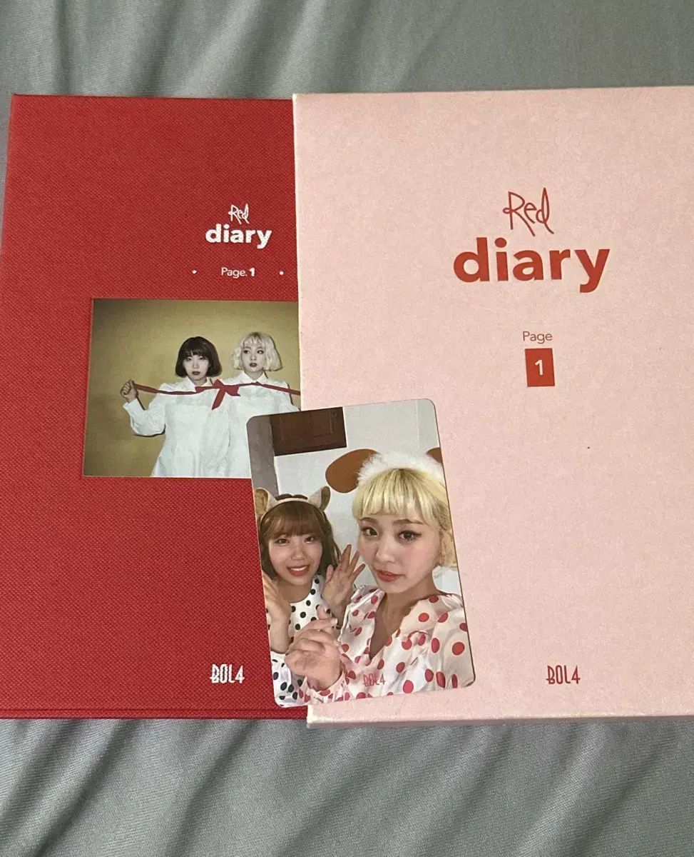 Cheeky pubescent red diary page1 album photocard incl.