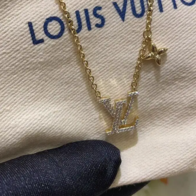 Louis Vuitton 루이비통 목걸이