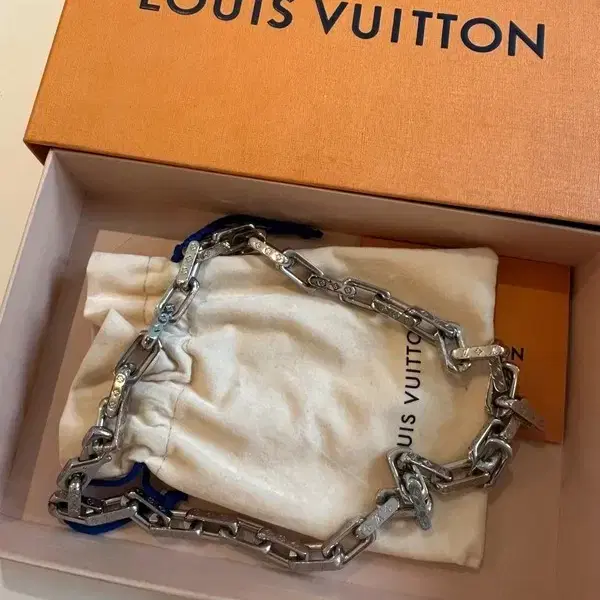 루이비통 Louis Vuitton 목걸이