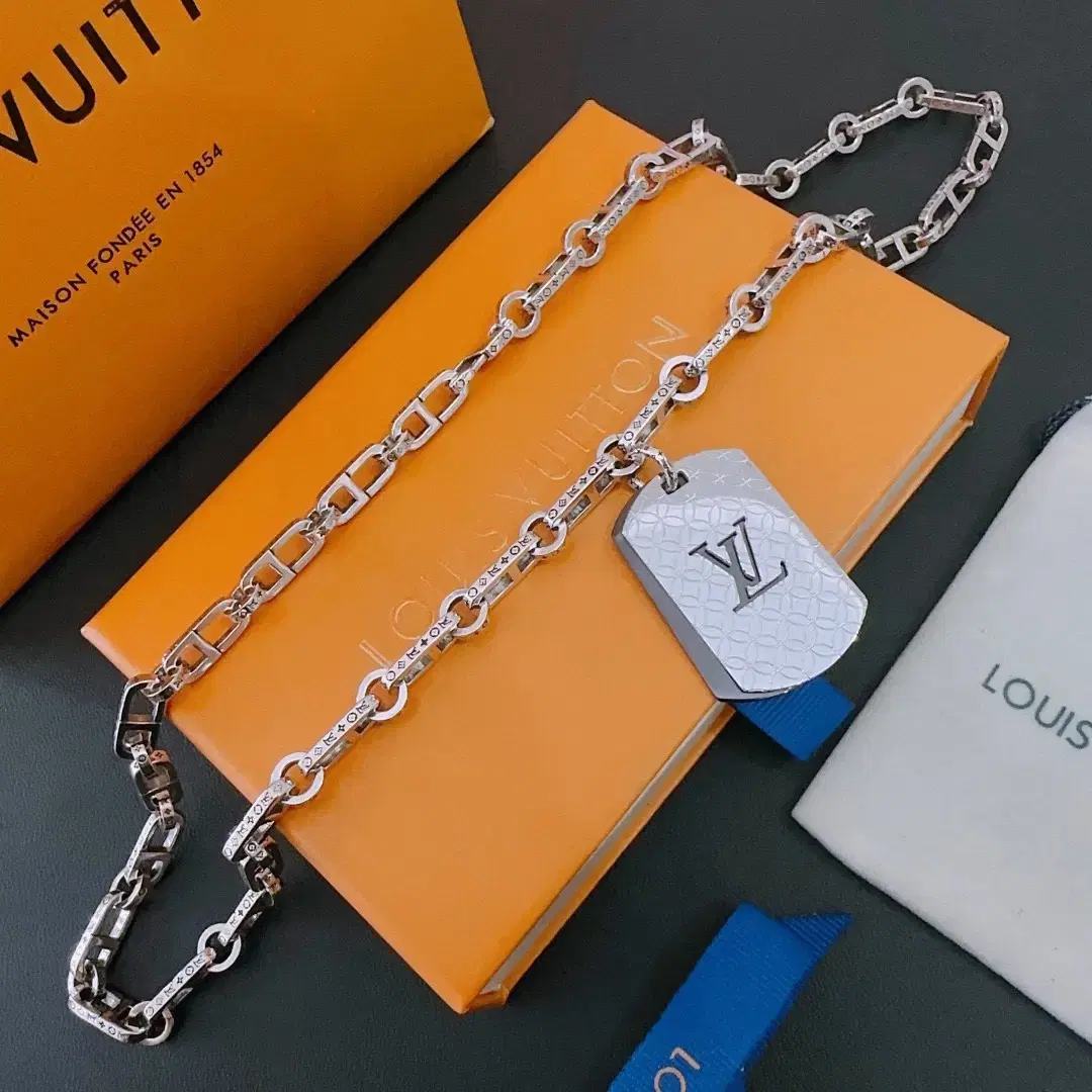 Louis Vuitton 루이비통 목걸이