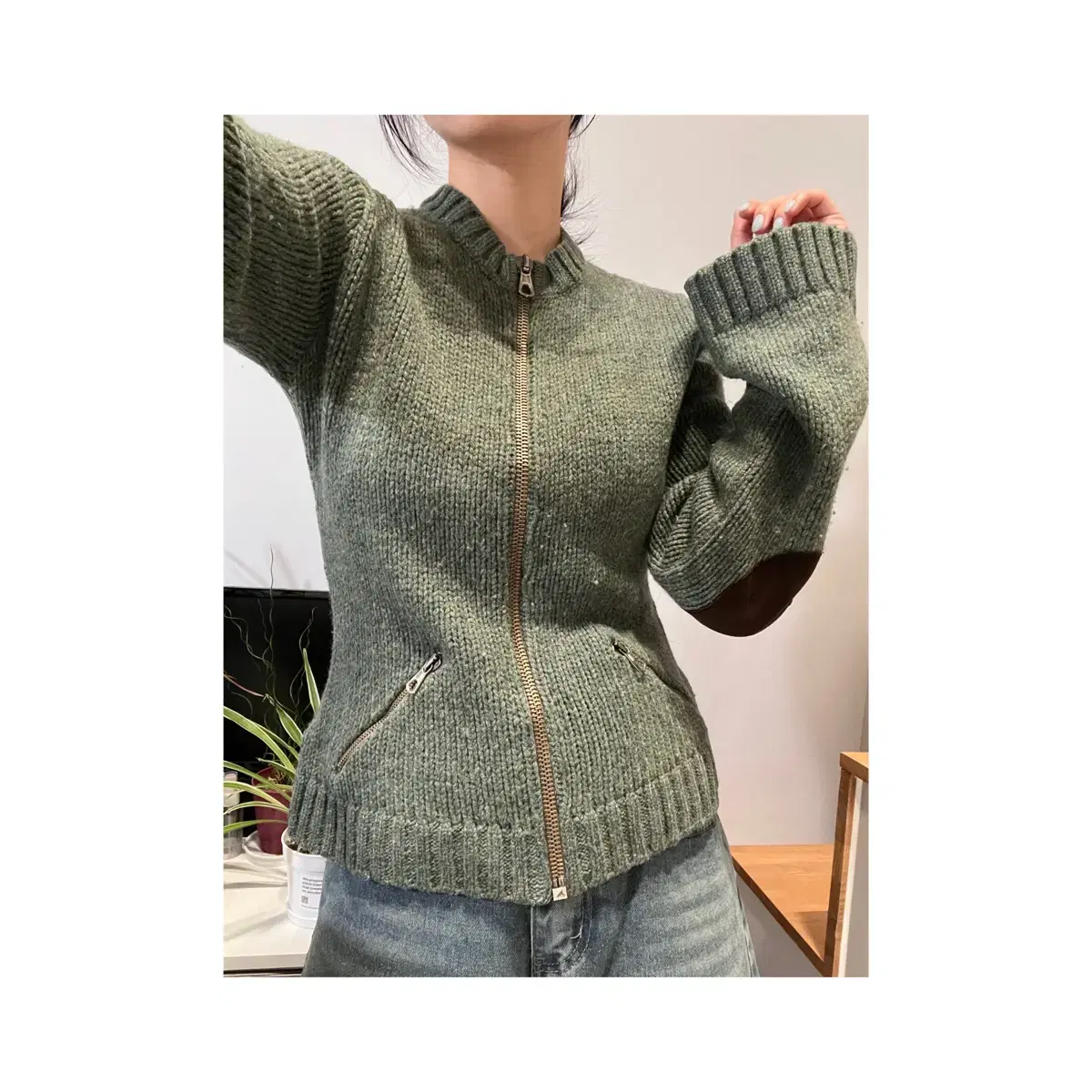 wool patch knit zip-up