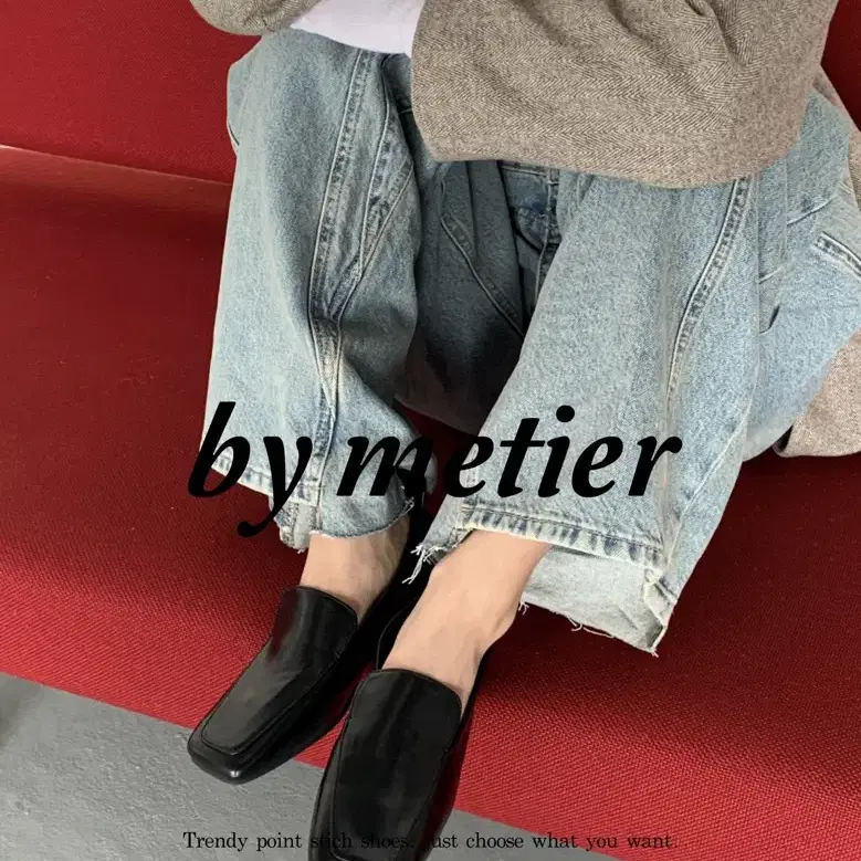 METIER 메티에 스퀘어 스티치 모노 로퍼 - black / 245