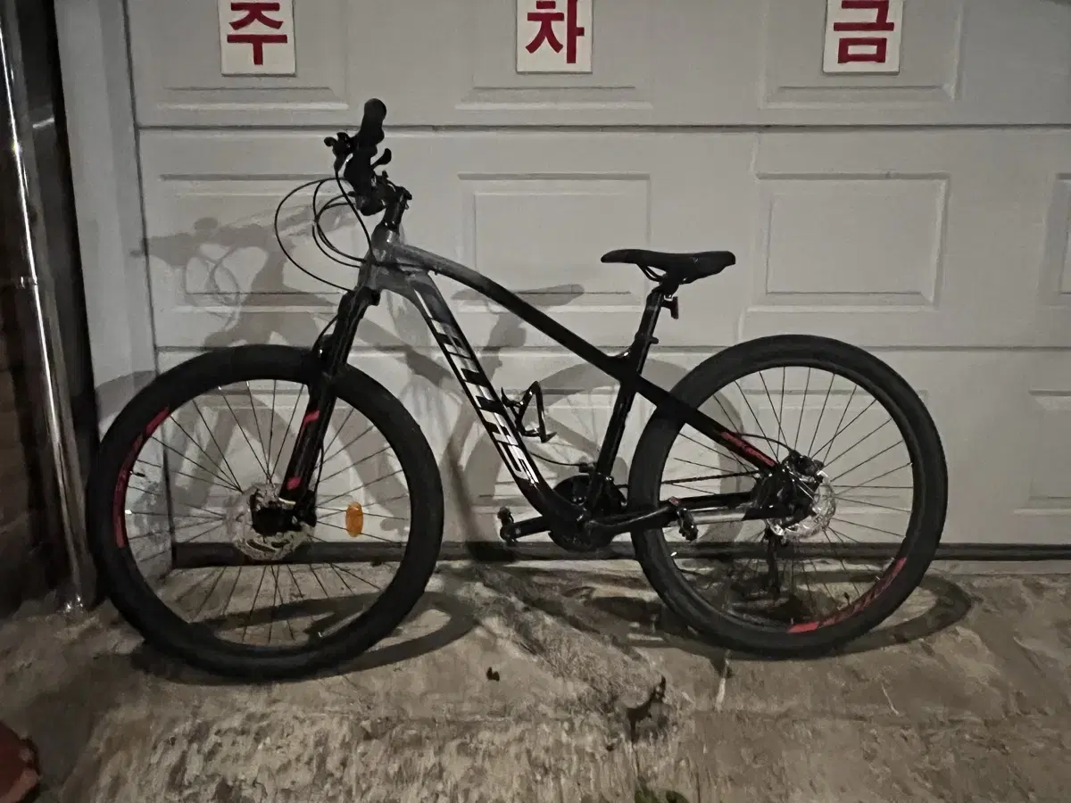 칼라스 mtb 팝니다