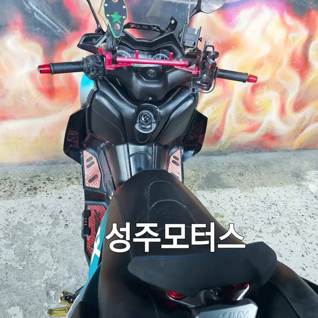 XMAX300CC/19년식/데칼튜닝/부산중고오토바이/중고스쿠터/엑스맥스