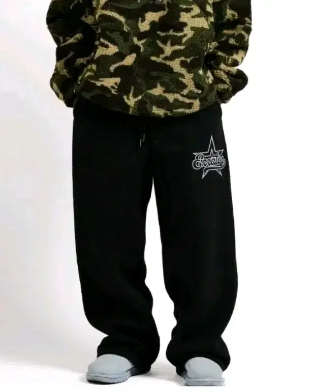 ertr 이알티알 Star Fleece Jogger 플리스 조거(새상품)