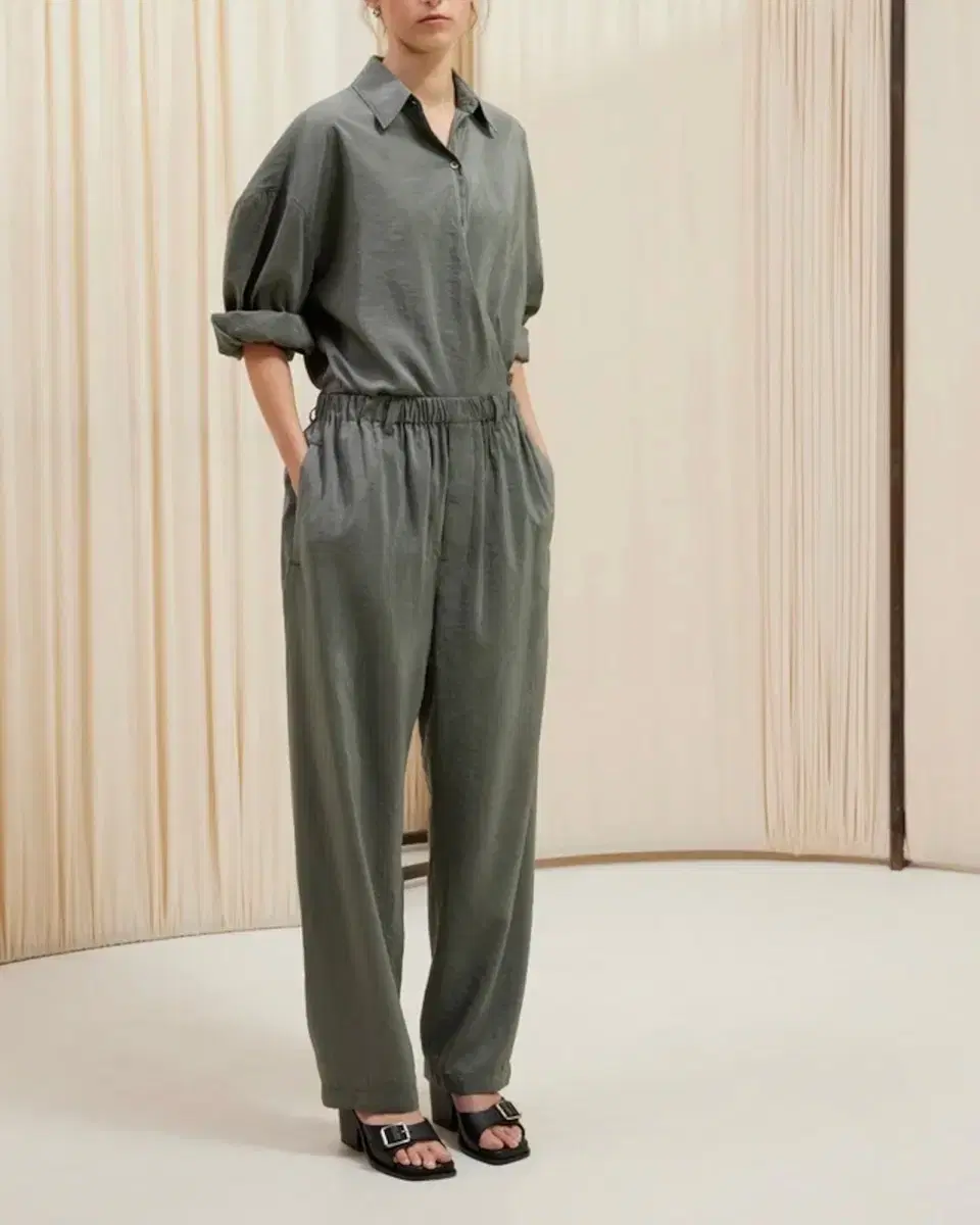 lemaire dry silk relax pants