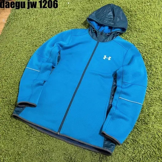 XL UNDER ARMOUR ZIPUP 언더아머 집업