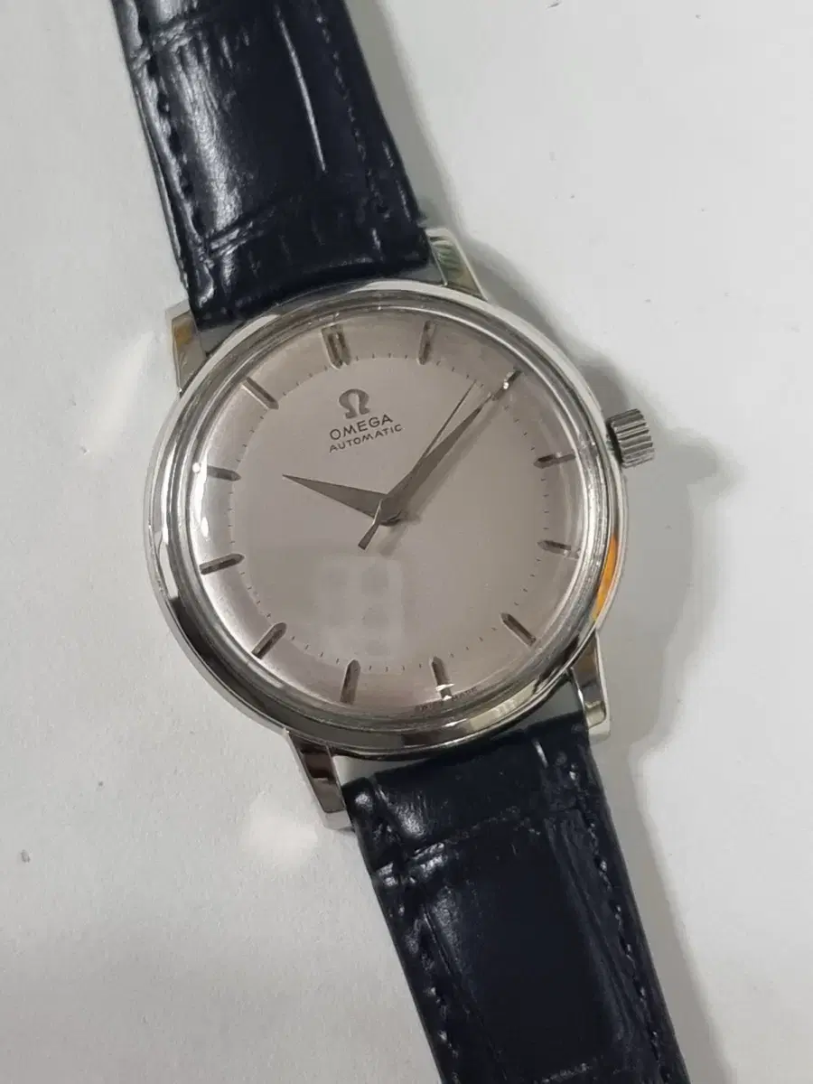 OMEGA 정품 오메가 실버다이얼  원형 자동36mm 오버홀 폴리싱완료