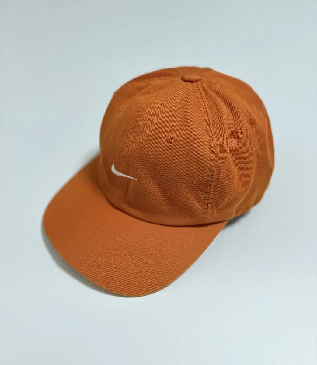 빈티지 나이키 스우시 오렌지 볼캡 Nike Cap