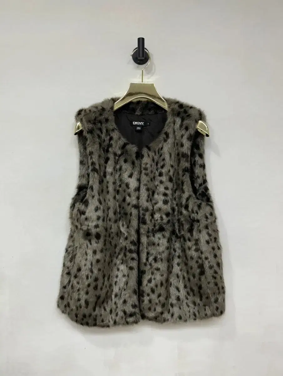 DKNYWomen Fur vest S