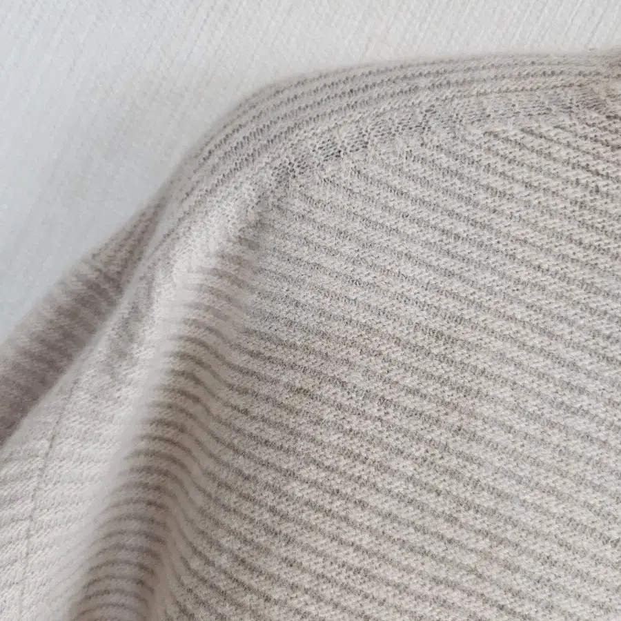 (12)LOGAN cashmere 니트 M