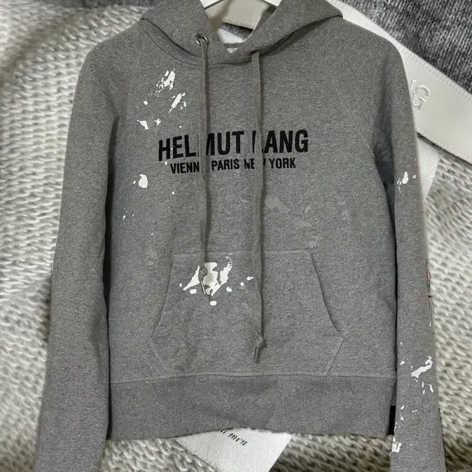 [HELMUT LANG] 페인트 후드티 남녀공용 XS