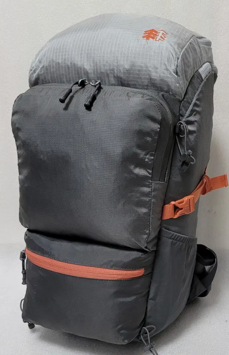 코오롱스포츠 KOLON SPORT 등산배낭 여행캠핑백팩 27~30L